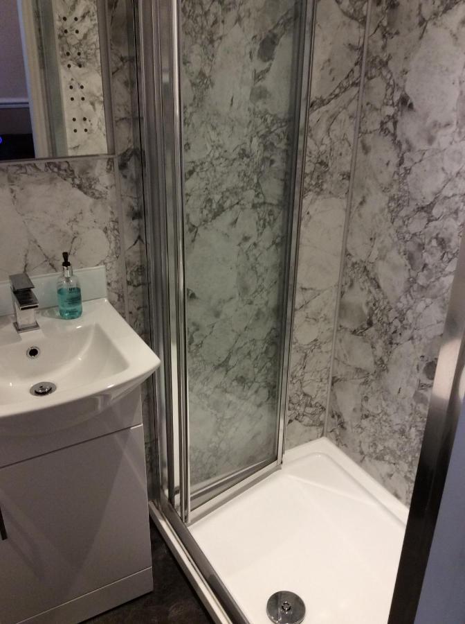 The Camberley Hotel Harrogate Bagian luar foto