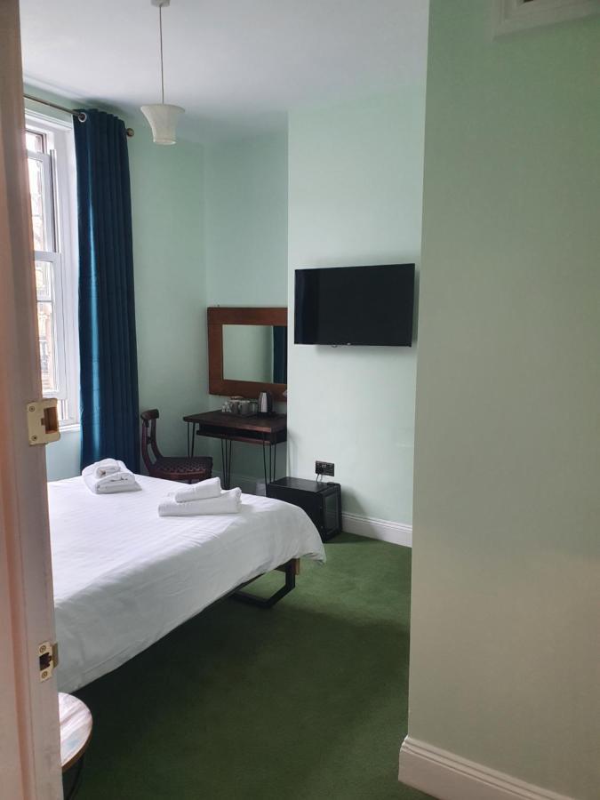 The Camberley Hotel Harrogate Bagian luar foto