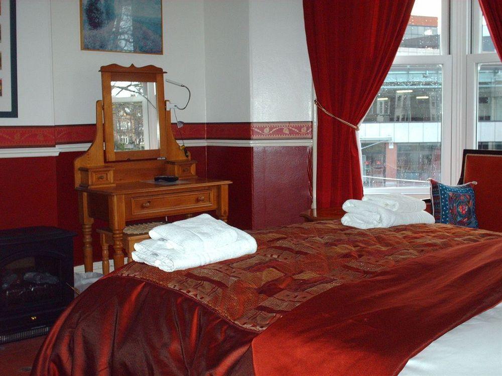 The Camberley Hotel Harrogate Bagian luar foto