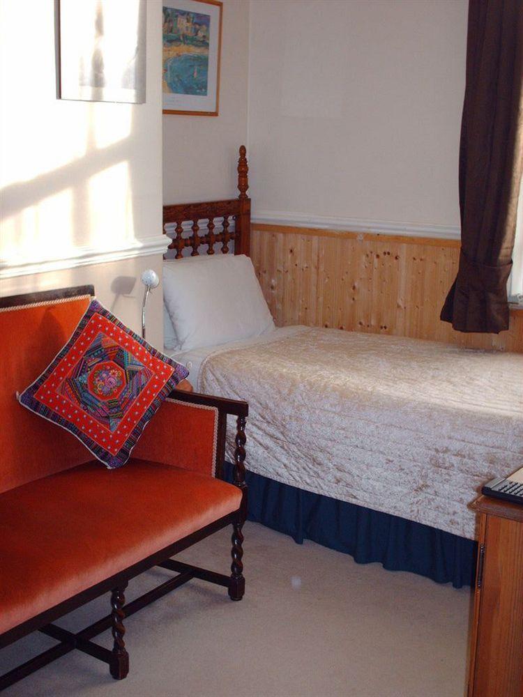 The Camberley Hotel Harrogate Bagian luar foto