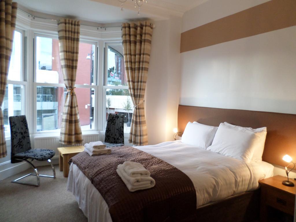 The Camberley Hotel Harrogate Ruang foto