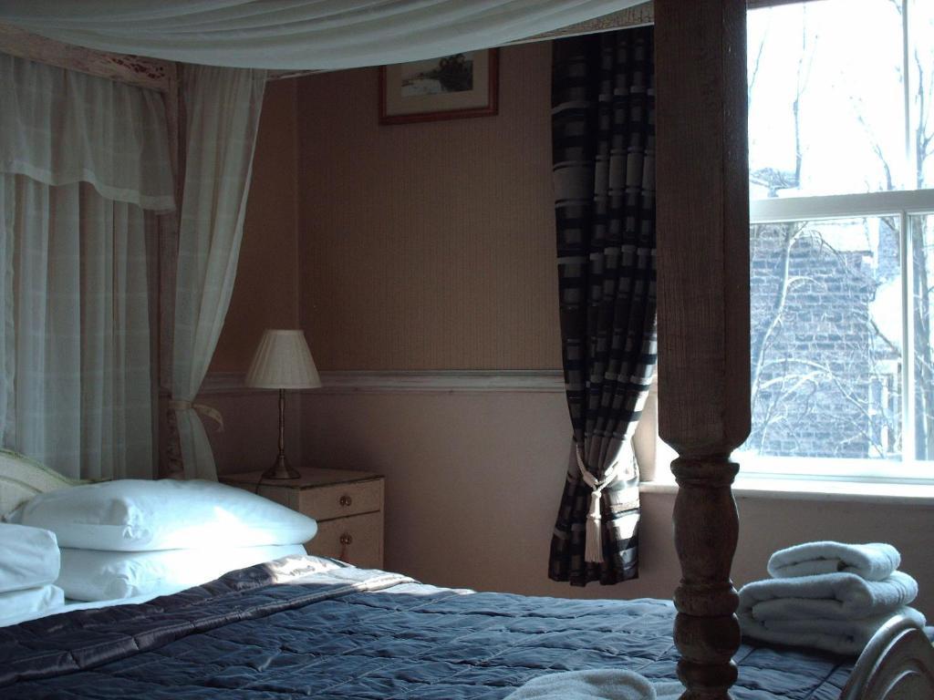 The Camberley Hotel Harrogate Bagian luar foto